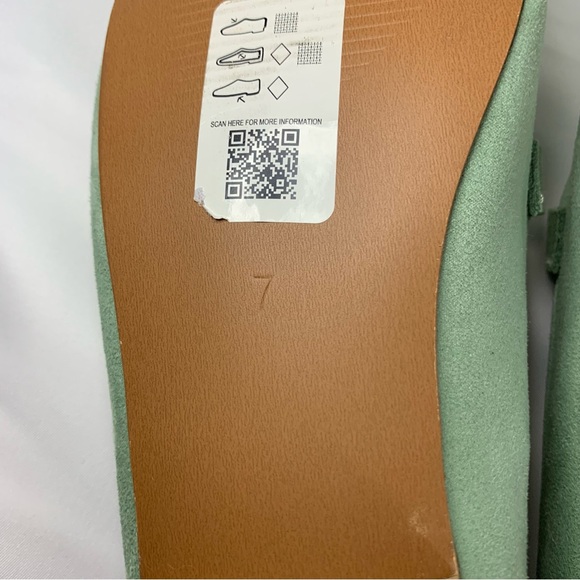 ASOS Design Mint Green Loafers with Chain Detail, size 9 - Picture 12 of 13